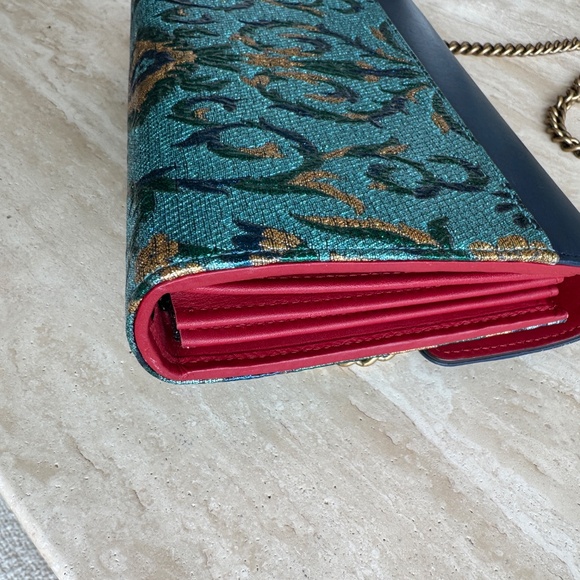 Gucci Clutch with Chain - Picture 7 of 9